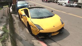 全台灣只有三輛　千萬超跑擦撞機車