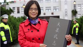 針對最近不斷浮現白色恐怖時期的檔案史料，民進黨籍立委管碧玲8日發函國家檔案局出面瞭解浮出檯面的檔案，也要求國發會責成國家檔案局瞭解，管碧玲表示，希望國發會與檔案局依循這樣的理念去處理這些國家史料。(圖/管碧玲提供)