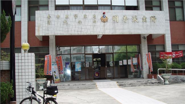 回長官「看，冷涼的」　警慘收兩申誡