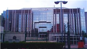 國際刑警組織（ICPO）總部大樓（圖／翻攝自維基百科-Massimiliano Mariani-https://goo.gl/WDSWYL）