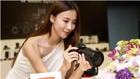 全新G Master【SEL2470GM】採用新研發之XA(極限非球面)鏡片元素，即使影像角落都能擁有超高解析度的表現！ 