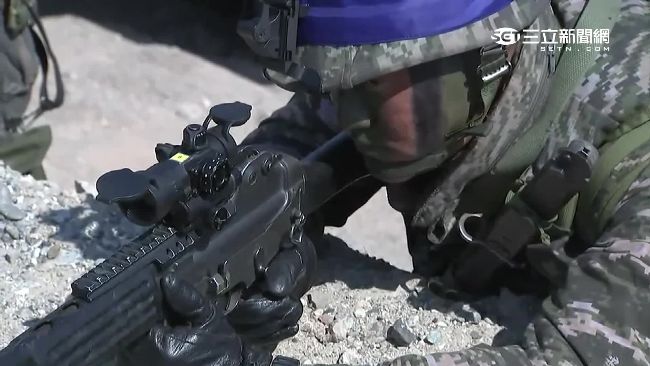 影／砲彈在眼前！零距離感受軍演實戰