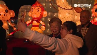 與福祿猴相見歡　柯媽：很古錐我甲意