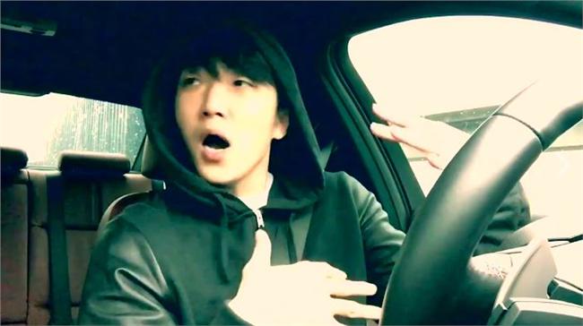 懷秋開車又唱又跳　粉絲擔心喊危險