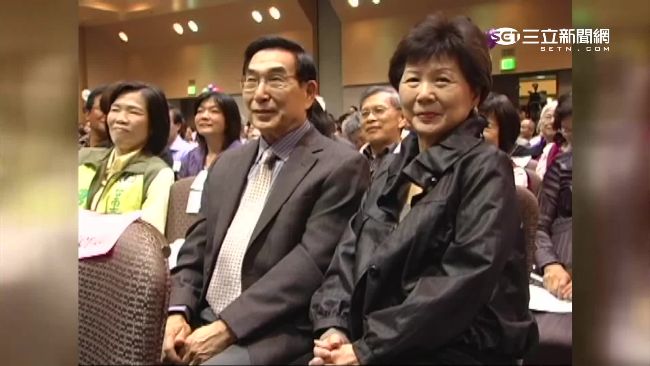 嫂嫂低調扮秘書　十名手足成小英後盾