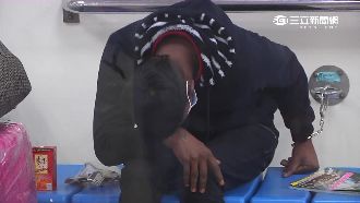 闖關最大宗！男床單竟藏6千萬古柯鹼