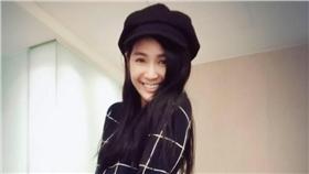 安苡愛-小愛/臉書