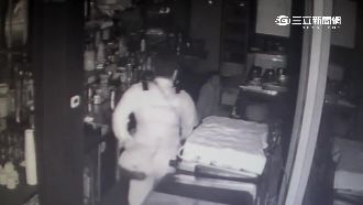男偷咖啡店填肚子　警來太快嚇到腿軟