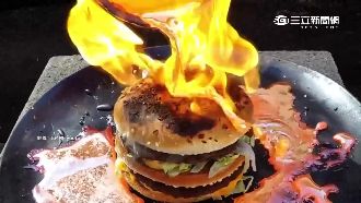 能吃嗎？上千度液態銅竟無法融化漢堡