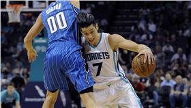 林書豪對魔術(ap)