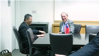 薄瑞光超幽默開場　把柯文哲逗樂了