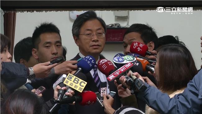 颱風假補班課　張揆：柯文哲個人想法