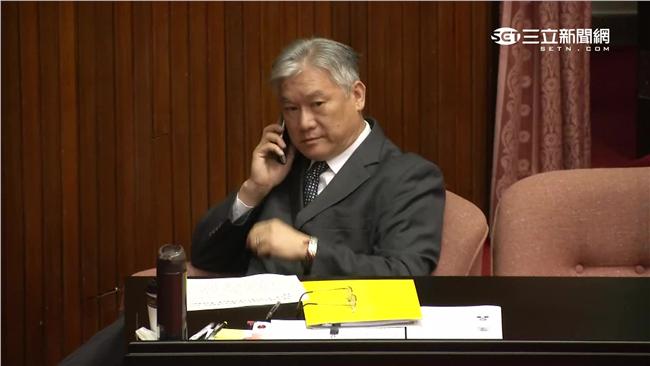 陸委會想熱線　國台辦冷回：主任不在