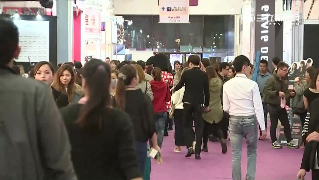 美容展太夯！髮廊贈品門票整本被偷了