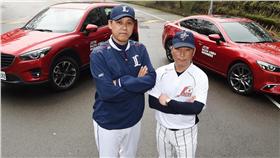 日職傳奇教練石井丈祐與大島公一。