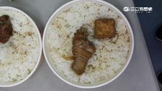 大學搶錢？50元菜色僅豆腐+棒棒腿