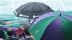 下雨、天氣／Robbie Dale
https://www.flickr.com/photos/anonlinegreenworld/7538456620/