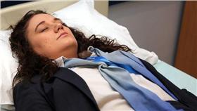  猝睡症,mirror,http://www.mirror.co.uk/news/real-life-stories/mum-who-falls-asleep-shes-7583339