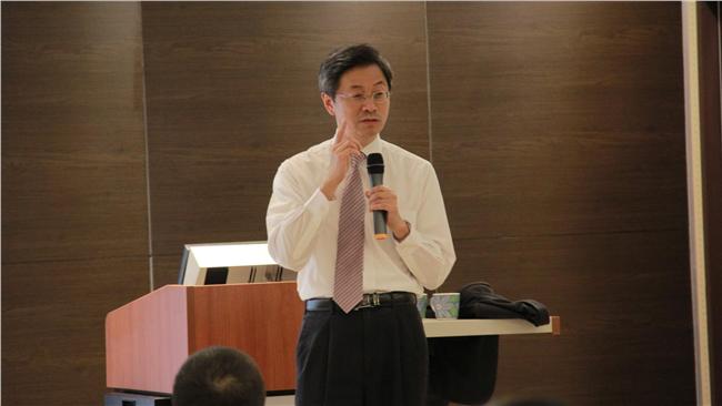 張善政：籲學校將雲端作業系統列課程