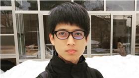 李柏璋,台獨機關槍（圖／翻攝自李柏璋臉書）16:9
https://www.facebook.com/photo.php?fbid=10204828956438675&set=a.1306884487150.37045.1681680485&type=3&theater