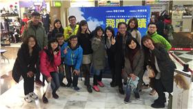 ▲小人物創造飛躍奇蹟　坐響震椅向飛鷹艾迪致敬。（圖／哈拉影城提供）