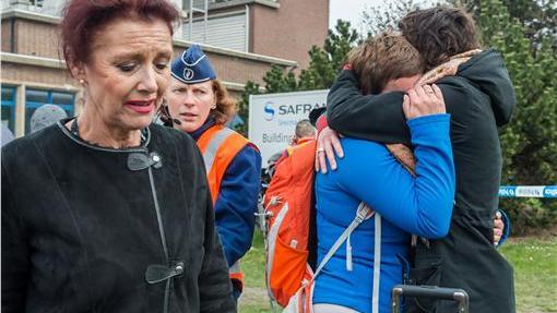 恐攻驚恐中送暖　比利時民眾自發互助