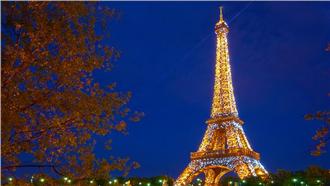 巴黎鐵塔將亮黑黃紅　哀悼比利時亡者