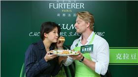 ▲讓女人緣上升的法式型男髮怎麼吹？天菜主廚法比歐傳授祕訣。（圖／品牌提供）