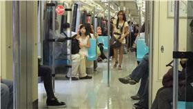 捷運
https://www.flickr.com/photos/etjoy/3584038713/in/photolist-6sH8QV-4Fu5kH-rq3anS-6MFRDh-qtmaMz-4xXBPt-pDKyHR-5tedVH-4Fwr45-pDG4fk-4o6vLY-5snUR2-qAdURi-pthBwm-pU27eS-6sMenb-eMVPyj-9RSHKb-5tiBQC-pthBy5-r8FoXn-4psgAa-qtmeXD-ptf2w2-5M2xoe-ptf2tg-4pwKvS-5M6Vzw-ptf2sp-5titDu-61k7Q1-oNW4S2-pHD6fb-6sH5hK-qt8MjU-oZokk4-pU27DE-eMJwBH-pDG4Gx-9DTPgL-pU27WJ-pU27ub-pU27yQ-oZokik-61fVPH-5M7adj-rq3gsh-ndfJgR-6ZkTD5-61k52Q