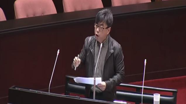 委員會都在做這件事　段宜康怒批4字
