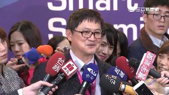 是否入閣？童子賢笑稱：要回去問媽祖