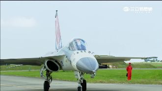 戰機製造一條龍！小英下周參訪漢翔