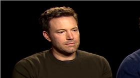 蝙蝠俠、超人受訪／翻攝YouTube　Sabconth