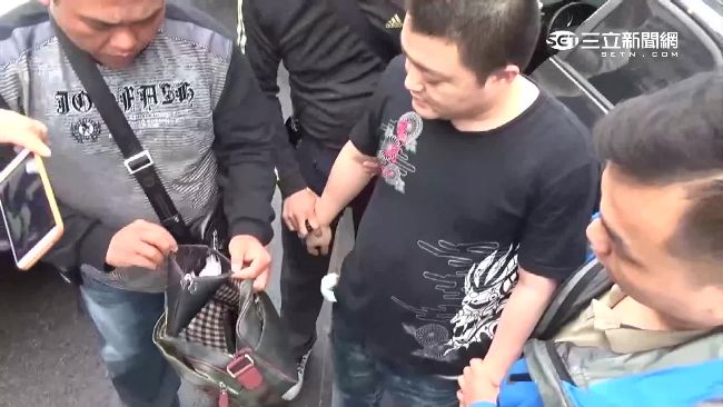 毒犯賭癮太重　車上擺電玩機練手氣