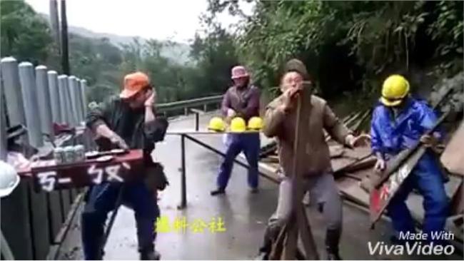 影／工地版玖壹壹嗨唱《打鐵》爆紅！