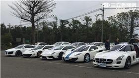 台中角頭兄告別式　市價逾20億、99輛白色超跑風光送葬