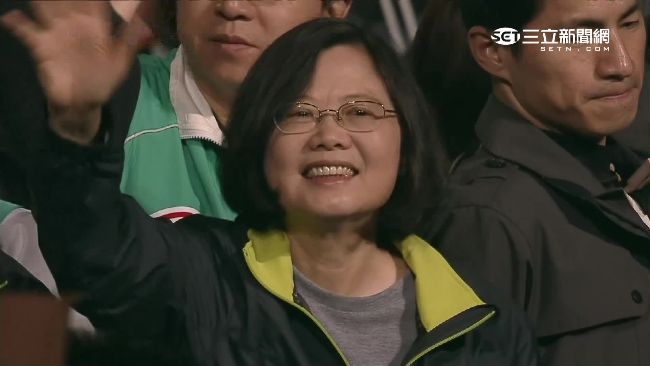 掌紋PK！小英重事業　陳菊超霸氣