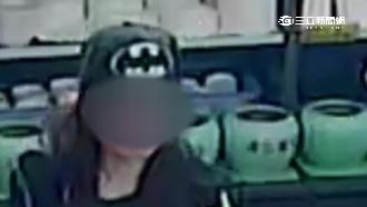 女戴蝙蝠帽白吃白喝　粉絲老闆要肉搜