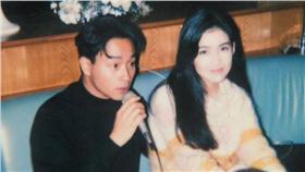 周慧敏懷念張國榮臉書貼文
翻攝自周慧敏臉書
https://www.facebook.com/VivianChowWaiMan2013