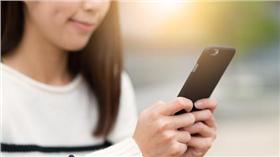 手機、滑手機／達志影像