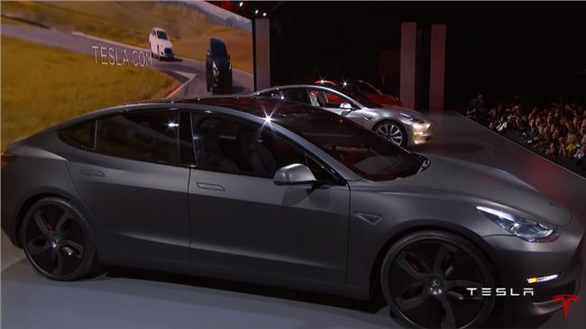 特斯拉Model 3　預購達25萬