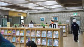 北市圖\
女子
送醫http://imgur.com/a/M78LG