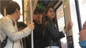 潤娥、地鐵、大陸（圖／翻攝自微博）