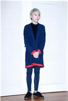 王菲和前夫竇唯所生的女兒竇靖童，今在台舉行首張英文創作專輯《Stone Cafe》記者會。（圖／攝影邱榮吉）