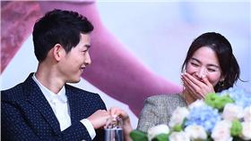 宋仲基,宋慧喬,太陽的後裔,宣傳,香港
圖／翻攝自韓網Dispatch