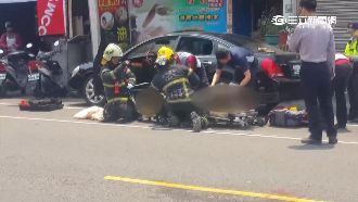 駕駛倒臥車內不醒　警消破窗人已身亡
