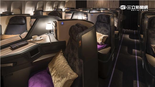 華航777新機　盥洗包、寢具奪大獎