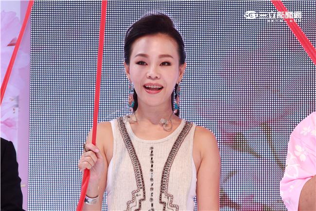 20160408-彭佳慧出席黛珂音樂會 柔情獻唱 
