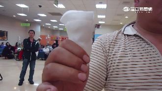 在家門前聊天　遭鄰居攻擊咬斷大拇指