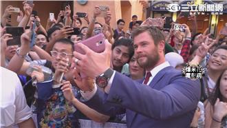 雷神克里斯漢斯沃走在路上竟被認成他